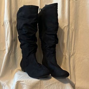 Lower east side black suede mid-calf flat boots size 10 women’s